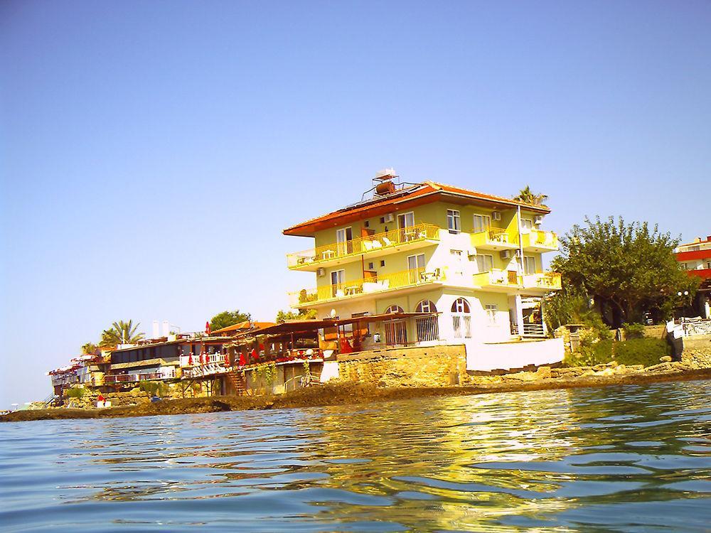 Yali Hotel Side Luaran gambar