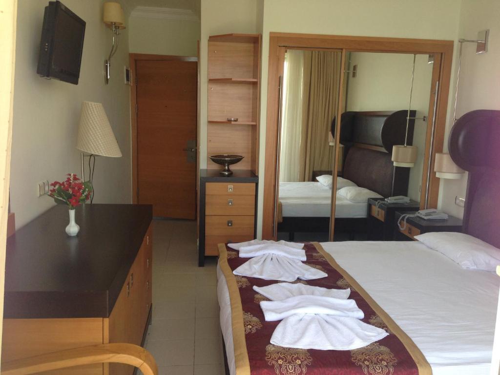 Yali Hotel Side Bilik gambar